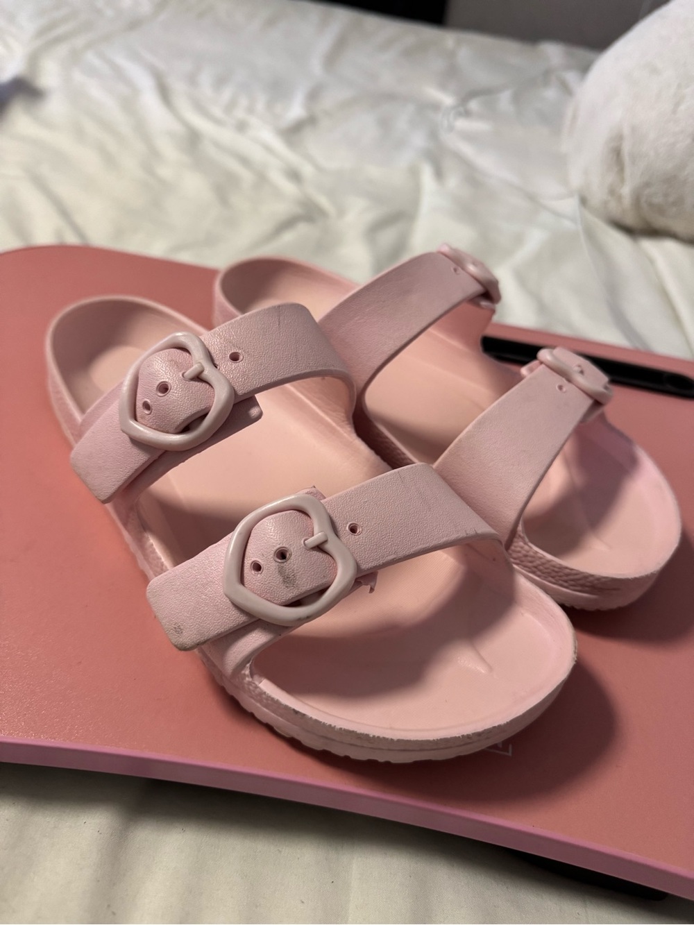 Women’s Pink Heart-Buckle Sandals